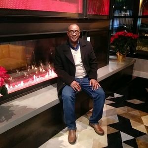 Meet your Posher, Gregory